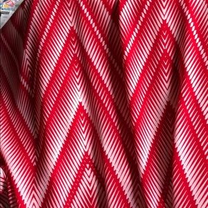 LuLaRoe Skirts - Lularoe nwot large lola LuLaRoe Skirts - Lularoe nwot large lola
